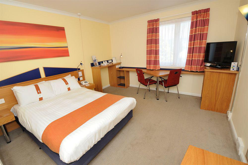 Holiday Inn Express - Glasgow Airport By Ihg Paisley Exterior photo