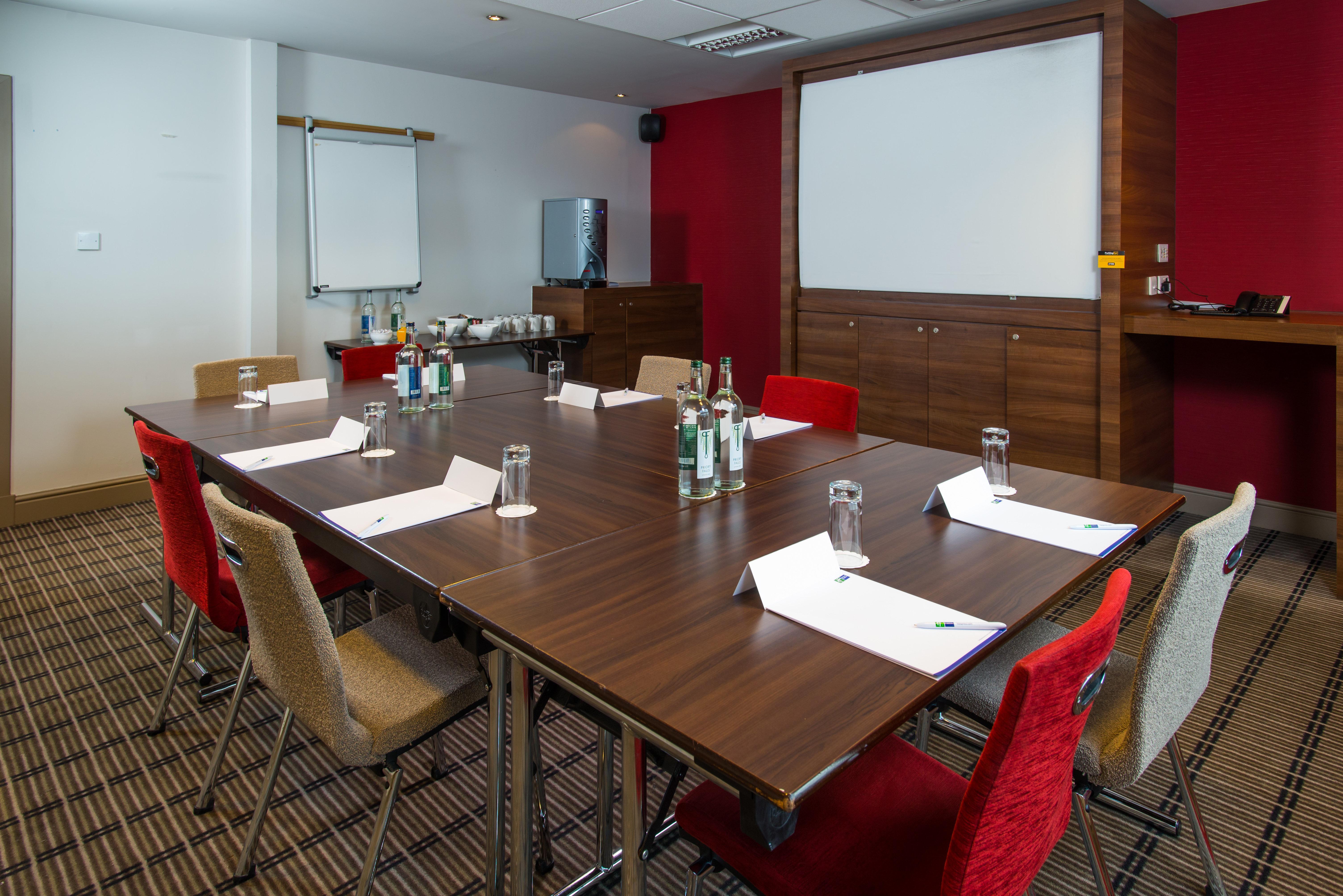 Holiday Inn Express - Glasgow Airport By Ihg Paisley Exterior photo