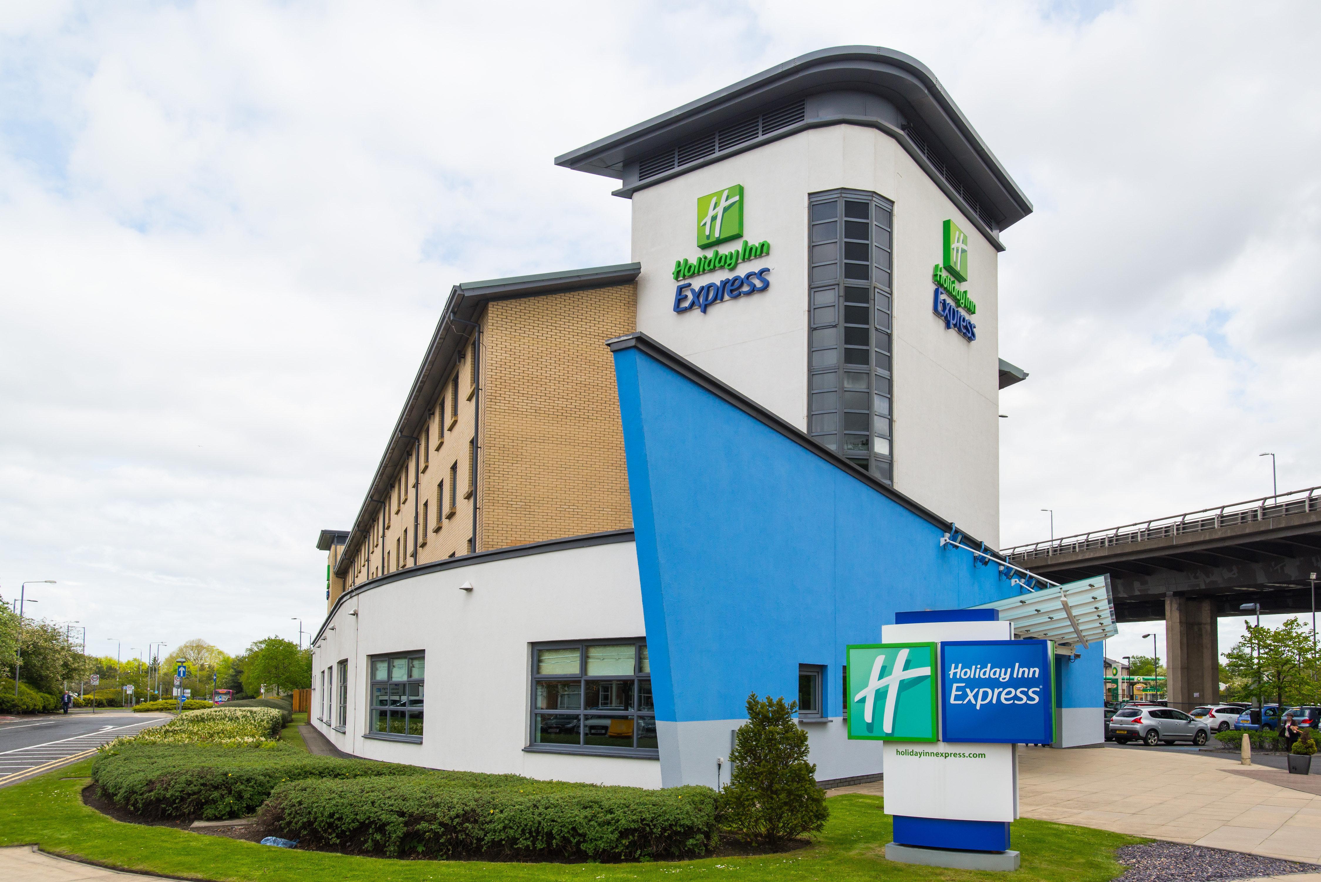 Holiday Inn Express - Glasgow Airport By Ihg Paisley Exterior photo