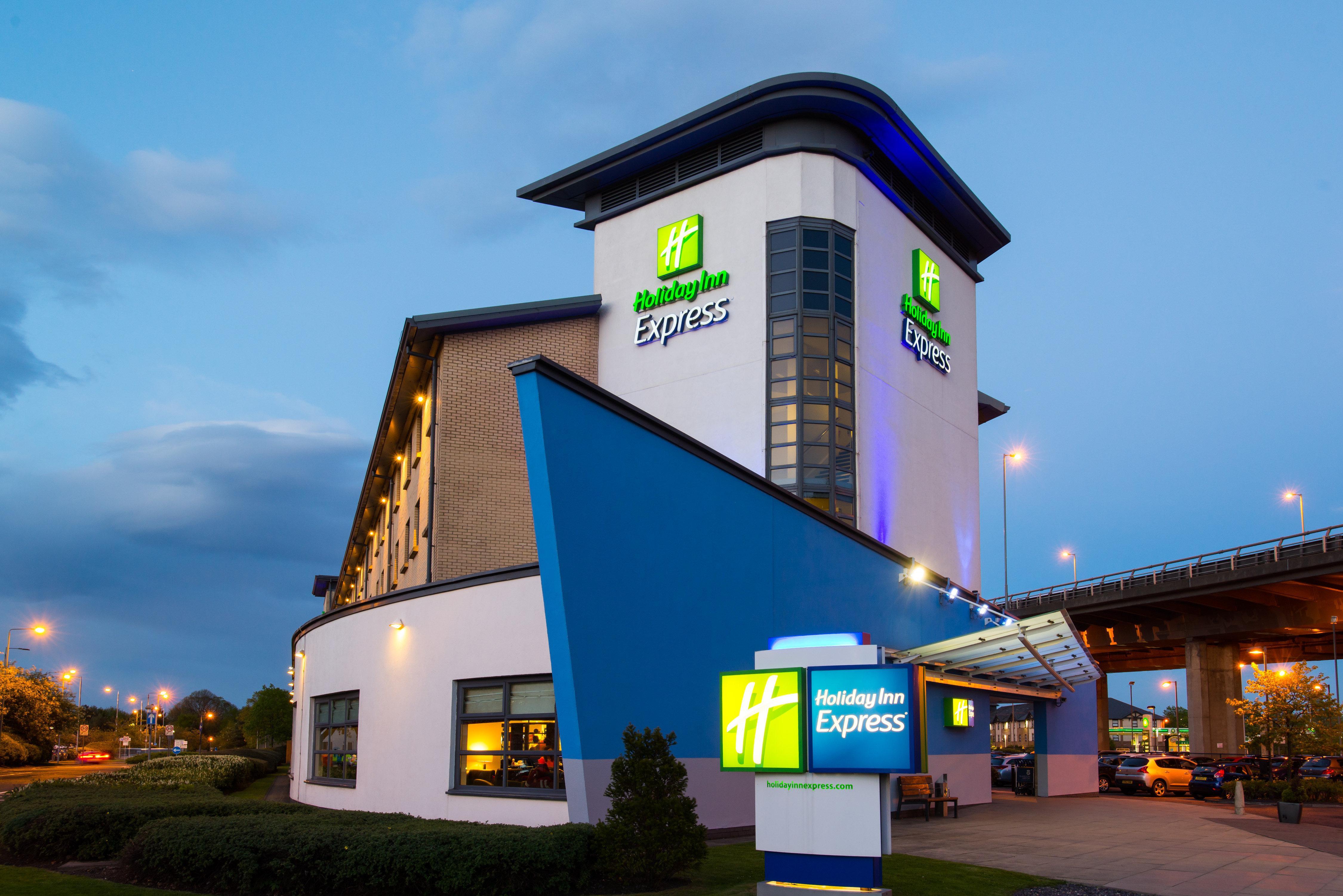 Holiday Inn Express - Glasgow Airport By Ihg Paisley Exterior photo