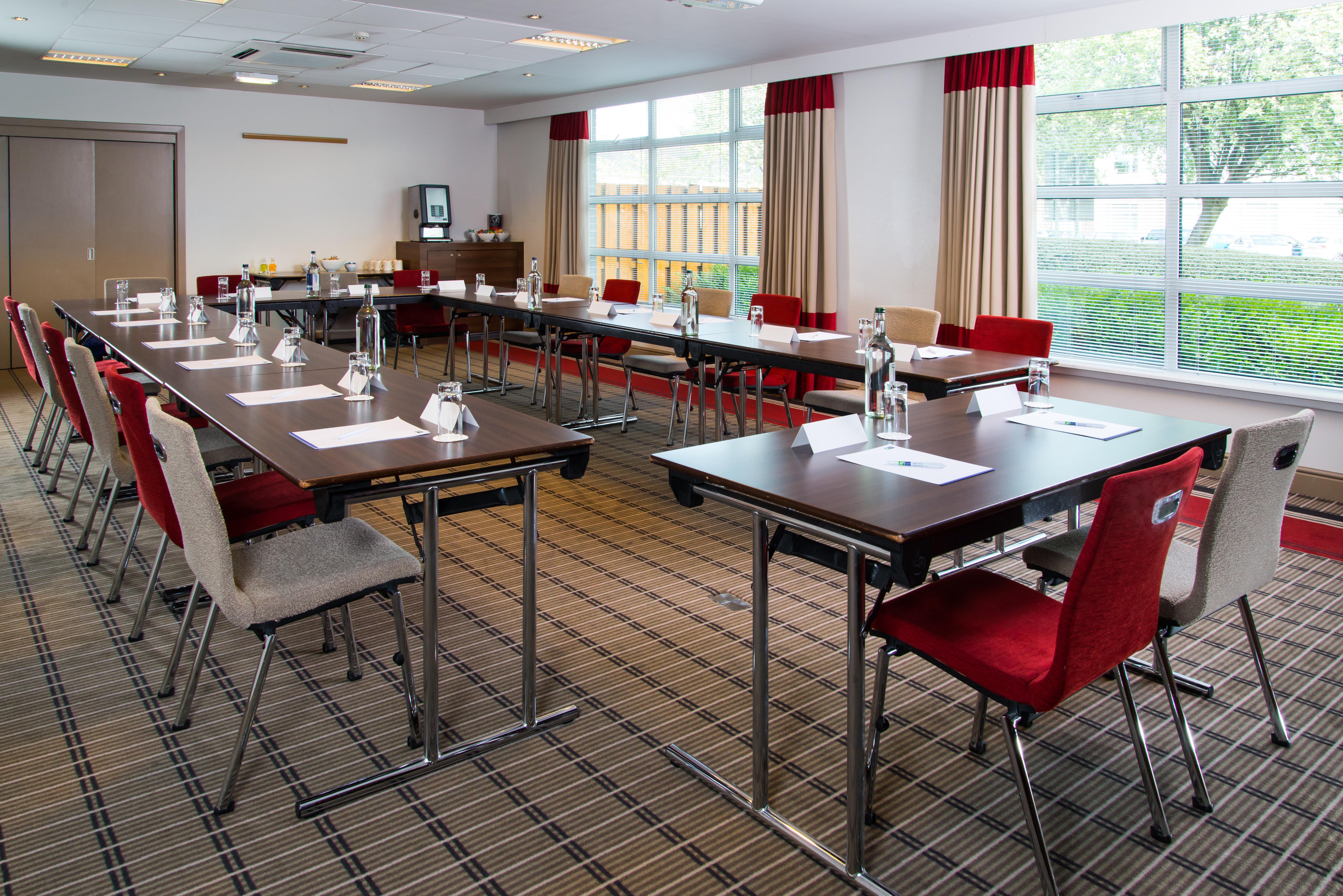 Holiday Inn Express - Glasgow Airport By Ihg Paisley Exterior photo