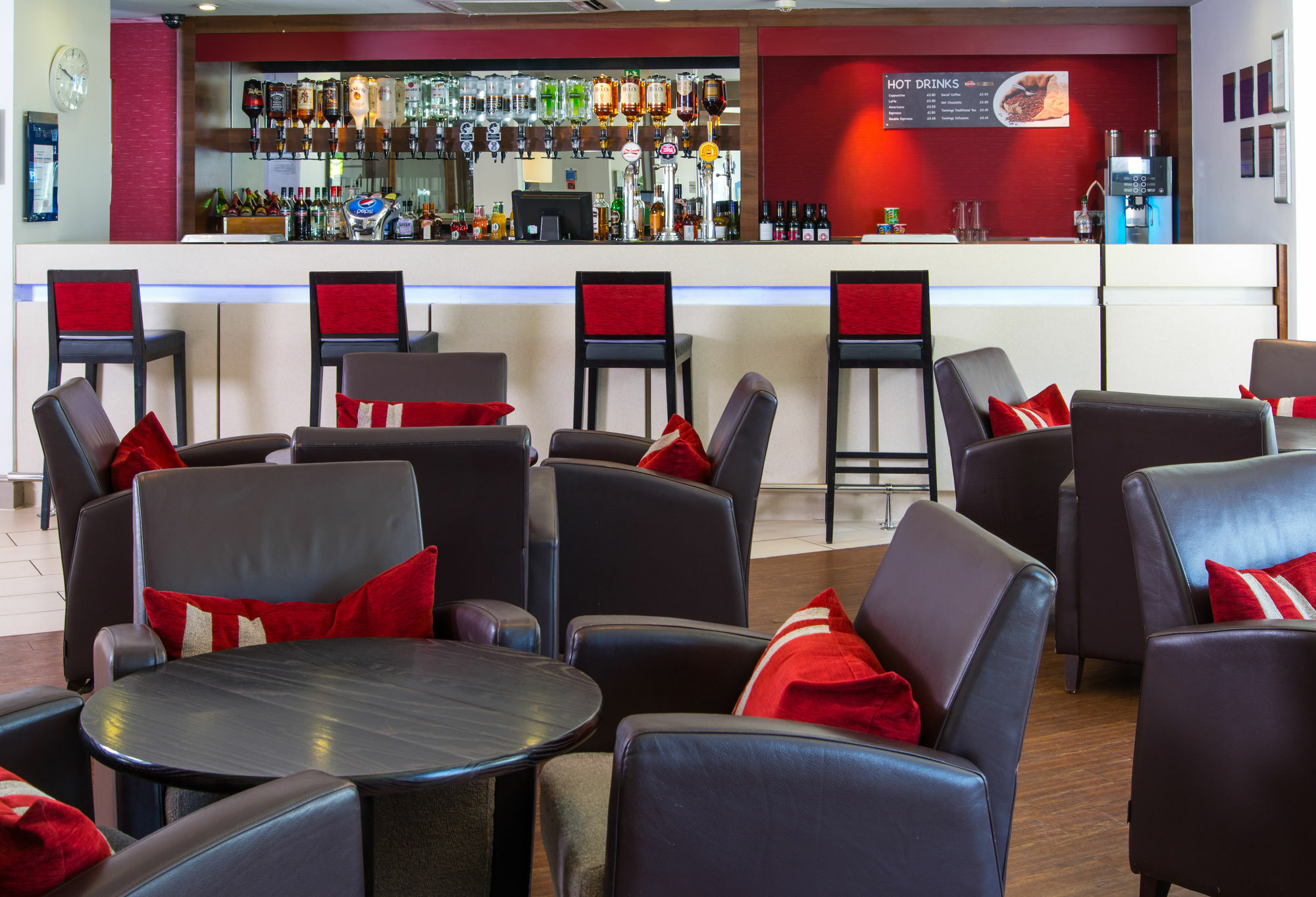 Holiday Inn Express - Glasgow Airport By Ihg Paisley Exterior photo